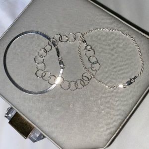 Silver bracelet set